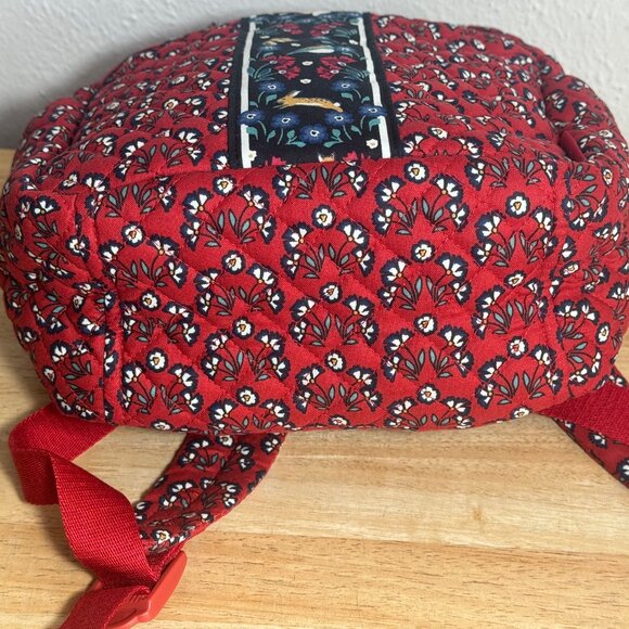 Vera Bradley Small Backpack in Enchanting Flowers NWT - Picture 10 of 12